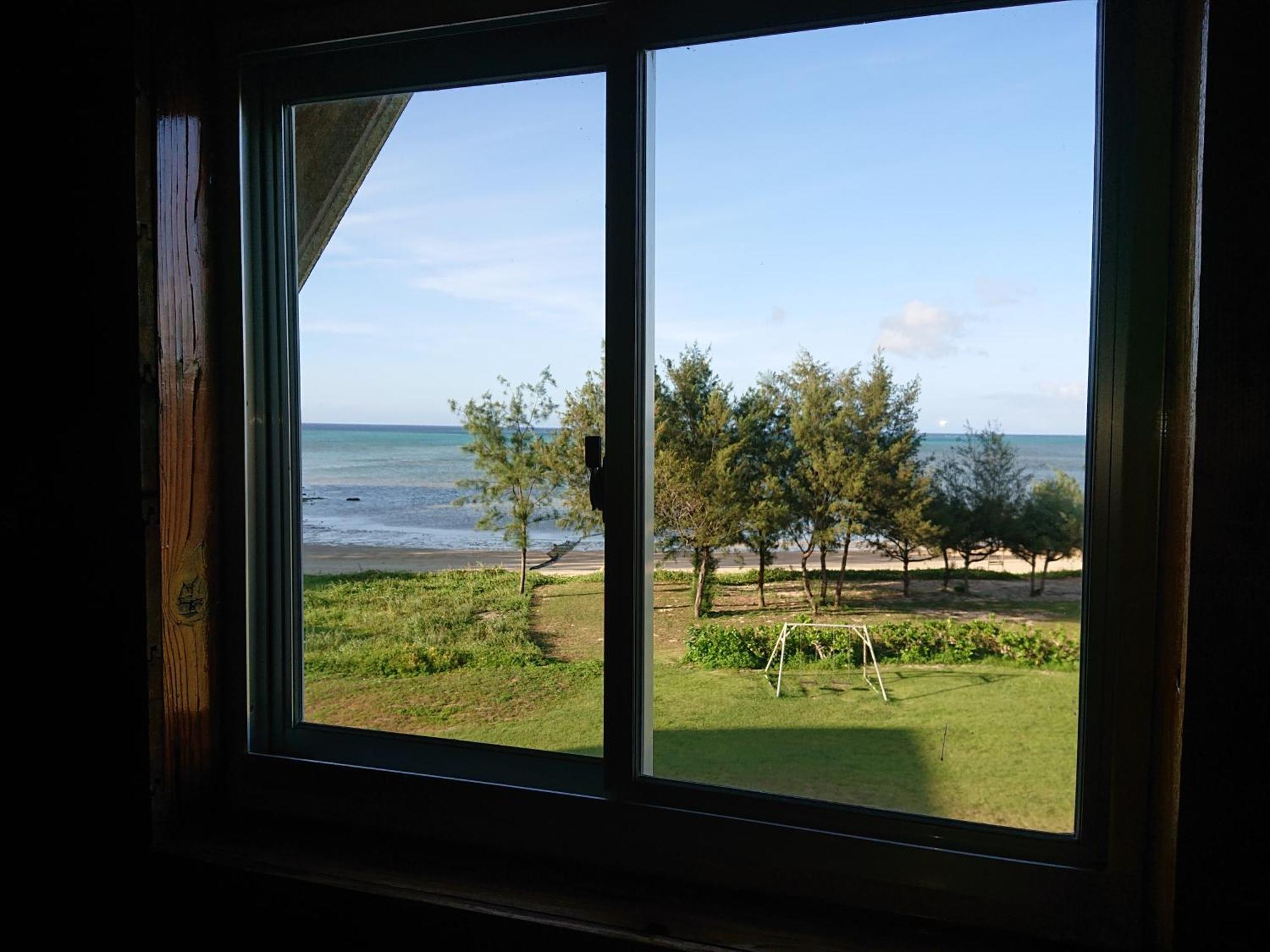 Garden Beach House Motobu Bilik gambar